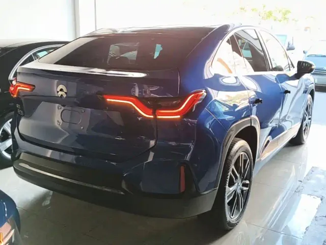 Nio EC6 — Фото автомобиля 6