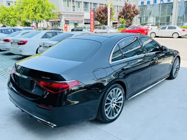 Mercedes-Benz S-Class — Фото автомобиля 4