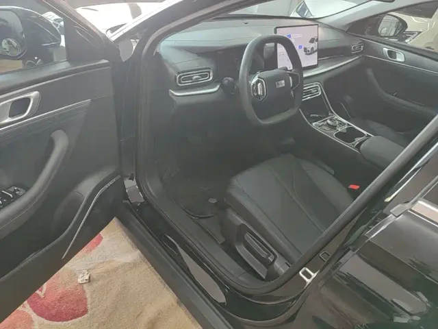 Geely Galaxy Stellar 6 — Фото автомобиля 15