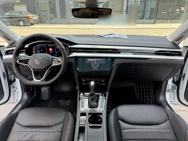 Volkswagen CC — Фото автомобиля 10
