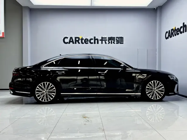 Audi A8 — Фото автомобиля 7
