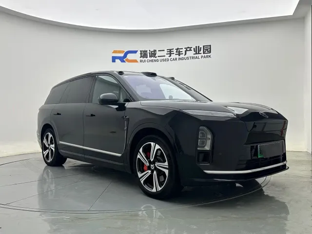 Nio ES8 — Фото автомобиля 4