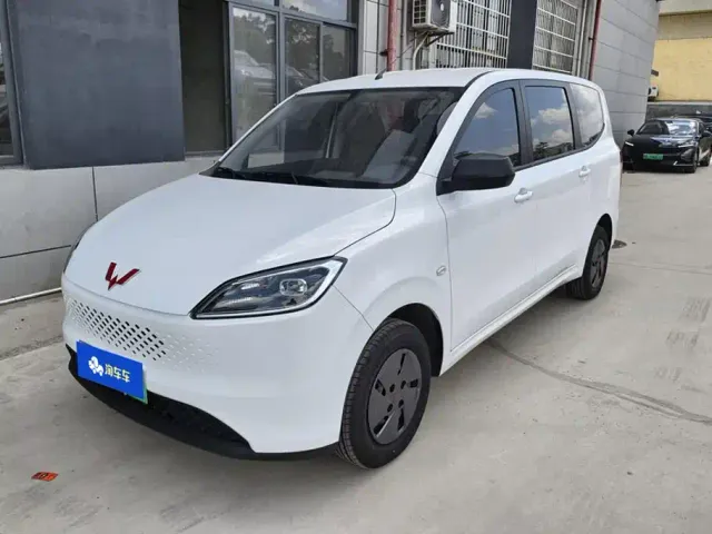 Фотография автомобиля — Wuling Hongguang