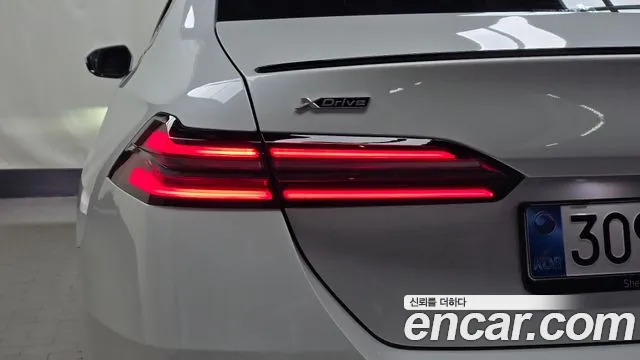 BMW 5-Series 5 серия (G60) 530i xDrive M Sport Pro Special Edition — Фото автомобиля 18