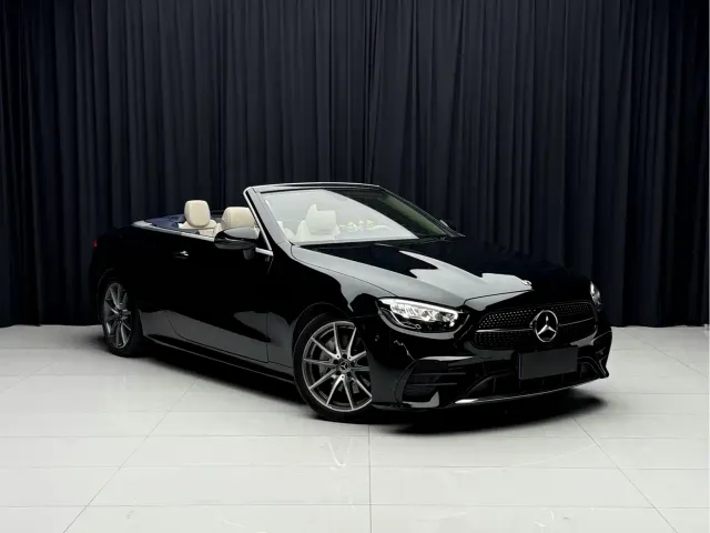 Mercedes-Benz E-Class — Фото автомобиля 3