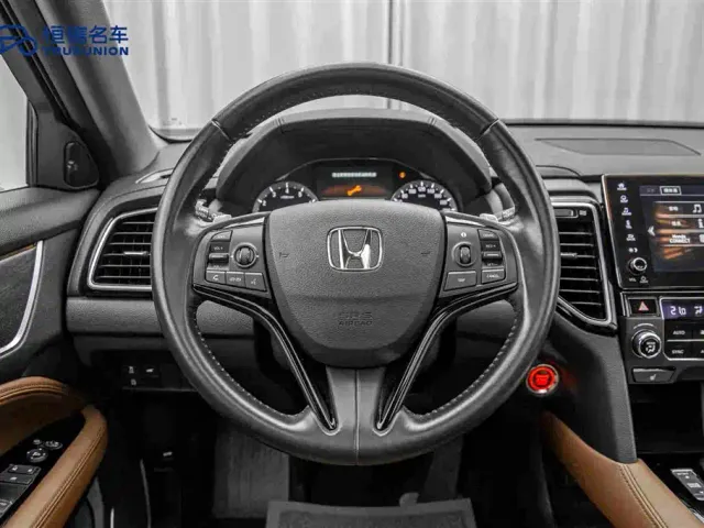 Honda UR-V — Фото автомобиля 17