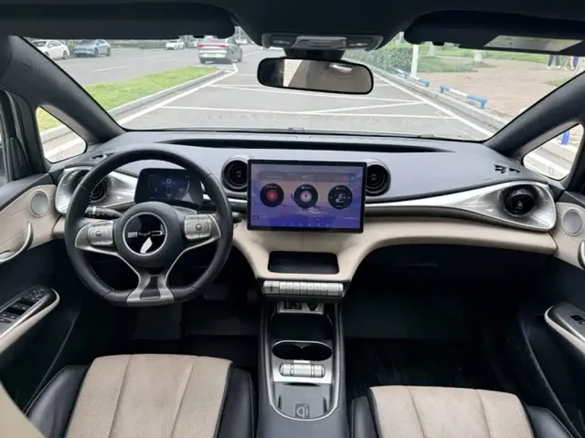BYD Dolphin — Фото автомобиля 4
