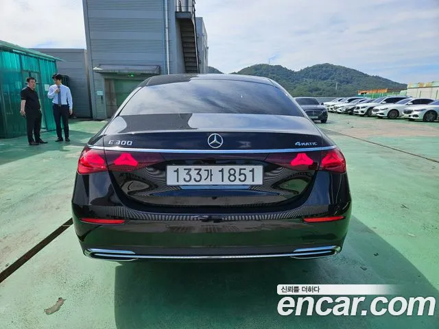 Mercedes-Benz E-Class W214 — Фото автомобиля 9