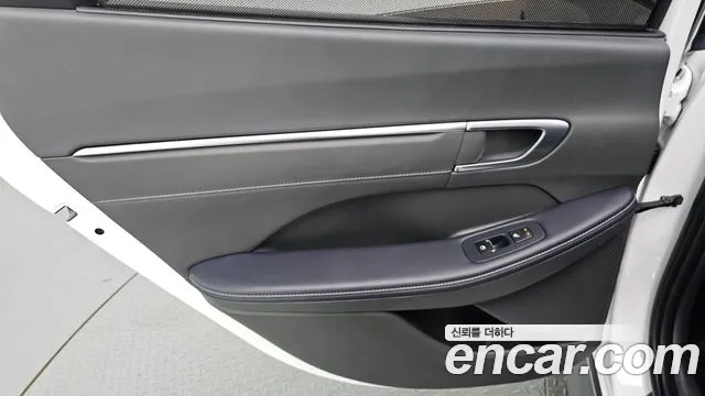 Hyundai Sonata Inspiration — Фото автомобиля 22