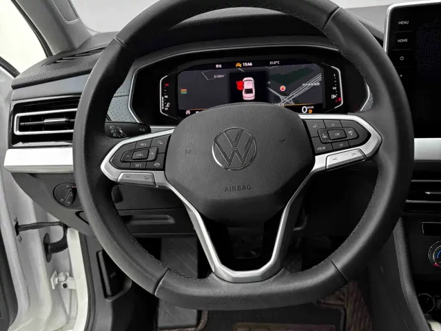 Volkswagen Lavida — Фото автомобиля 8