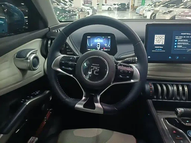 BYD Yuan PLUS — Фото автомобиля 10