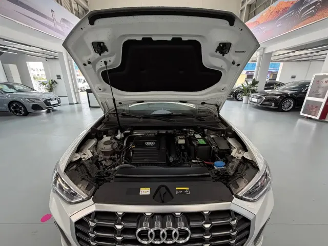 Audi Q3 — Фото автомобиля 18