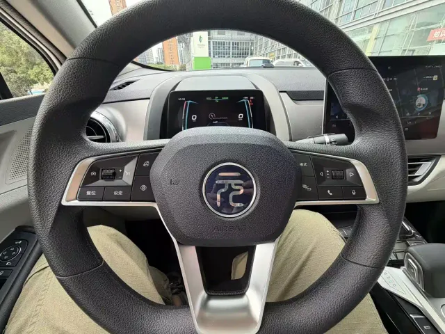BYD Yuan Pro — Фото автомобиля 16