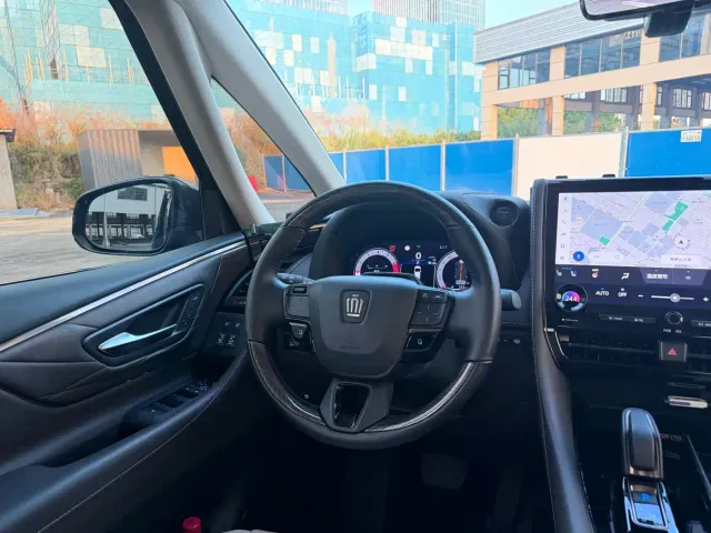 Toyota Vellfire — Фото автомобиля 7