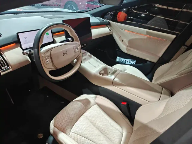 Xpeng P7+ — Фото автомобиля 4