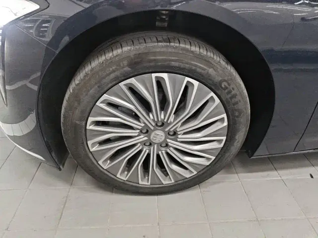 Buick Zenith Sedan 2025 Model Base Version — Фото автомобиля 22