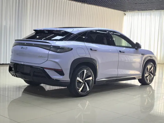 BYD Sealion 07 EV — Фото автомобиля 8
