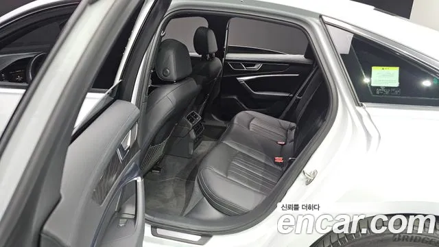 Audi A6 45 TFSI quattro Premium — Фото автомобиля 11
