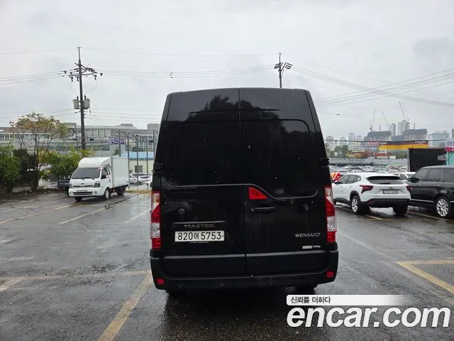 Renault Korea Master — Фото автомобиля 2