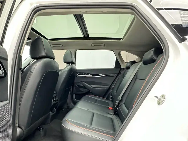 Kia Seltos — Фото автомобиля 5