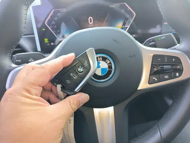 BMW i3 — Фото автомобиля 8