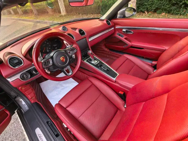 Porsche 718 — Фото автомобиля 7