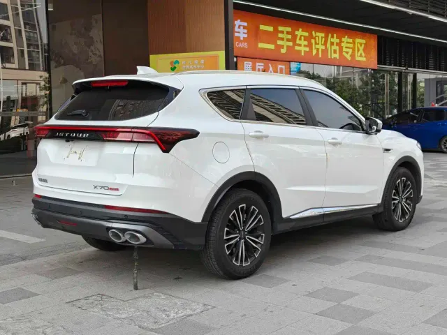 Jetour X70 Plus — Фото автомобиля 12