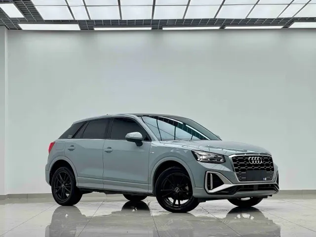 Audi Q2L — Фото автомобиля 2