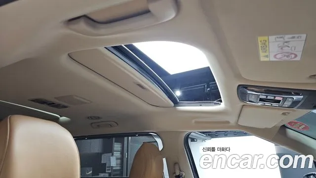 Kia Canival Carnival 4 поколение Бензин 9 мест Noblesse — Фото автомобиля 30