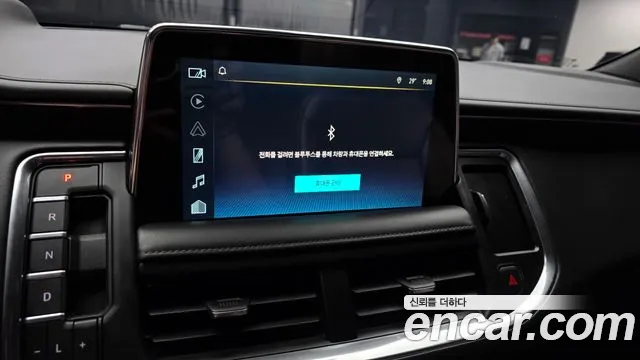 ChevroletGMDaewoo Tahoe Tahoe 6.2 Dark Knight 4WD — Фото автомобиля 24