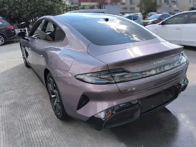Xiaomi SU7 — Фото автомобиля 4