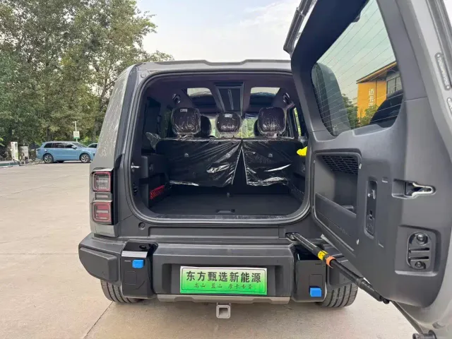 iCAR V27 — Фото автомобиля 15