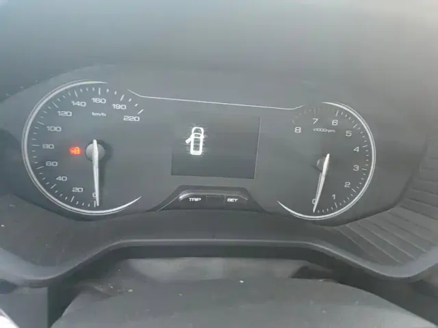 Wuling Jiachen — Фото автомобиля 14