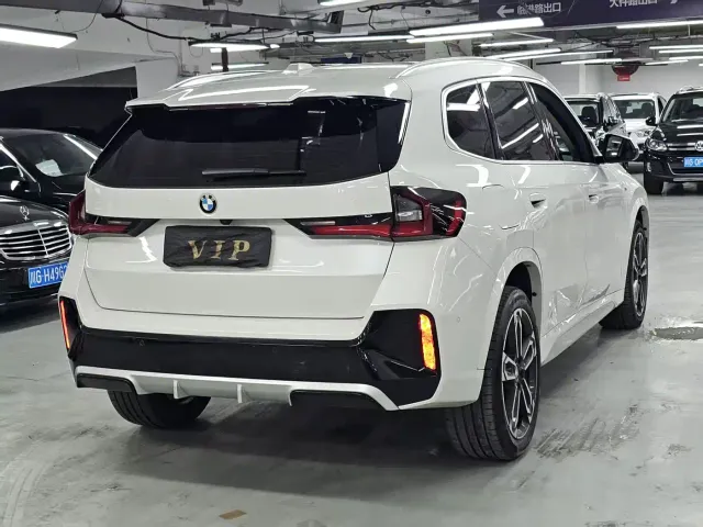 BMW X1 — Фото автомобиля 4