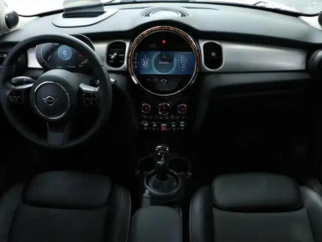 MINI Hatch — Фото автомобиля 22