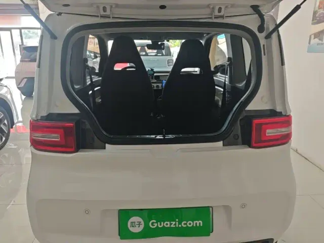 Wuling Hongguang Mini EV — Фото автомобиля 18