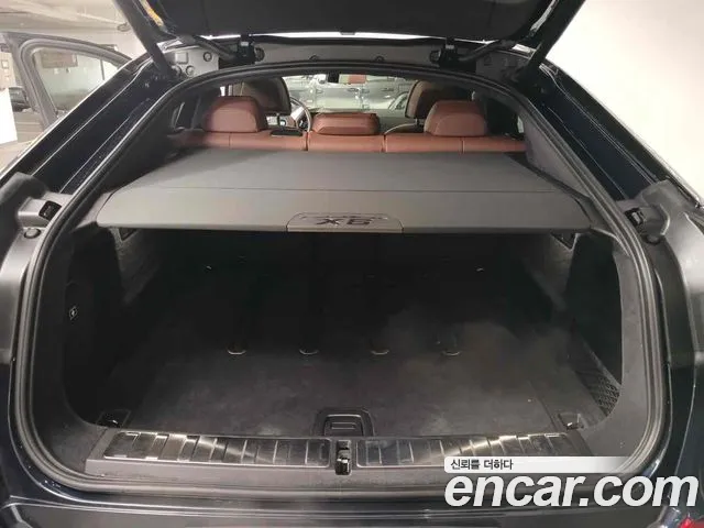 BMW X6 xDrive40i M Sport — Фото автомобиля 18