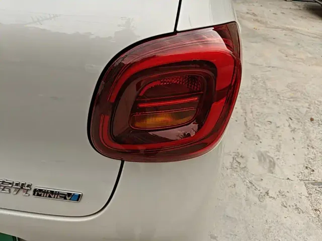 Wuling Hongguang Mini EV — Фото автомобиля 7