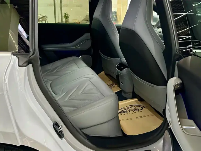 Nio ET5 Touring — Фото автомобиля 13