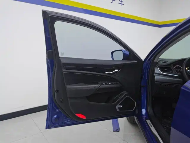 Geely Borui — Фото автомобиля 7