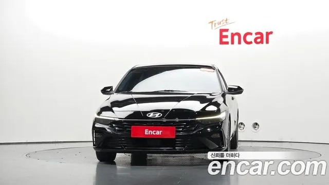 Hyundai Avante CN7 — Фото автомобиля 3