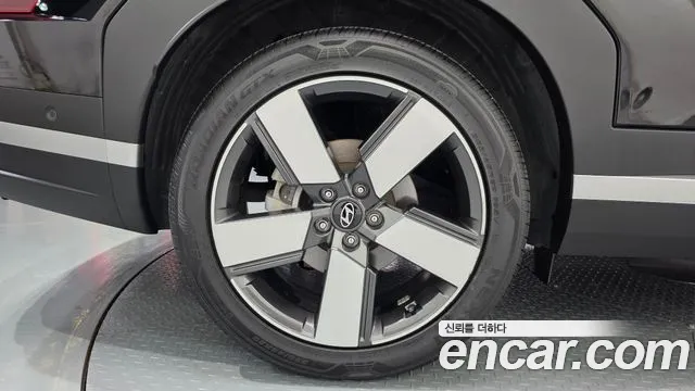 Hyundai Santa Fe MX5 — Фото автомобиля 5