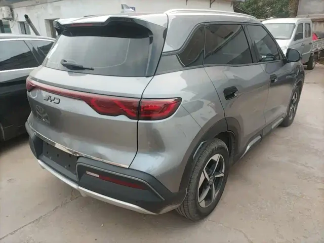 BYD Yuan UP — Фото автомобиля 6