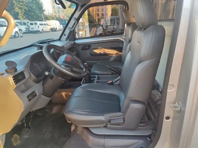 Wuling Longka — Фото автомобиля 14
