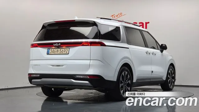 Kia Canival Carnival 4 поколение Дизель 9 мест Prestige — Фото автомобиля 2