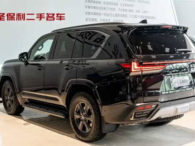 Lexus LX — Фото автомобиля 3