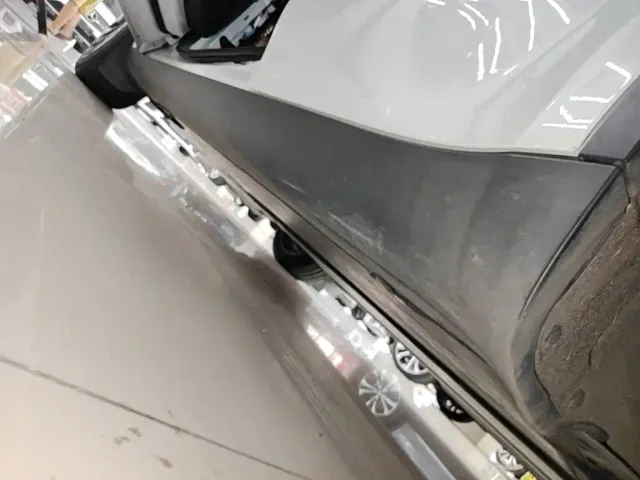 Tesla Model Y — Фото автомобиля 21