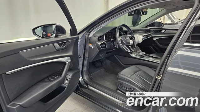 Audi A6 C8 — Фото автомобиля 15