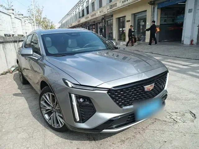 Cadillac GT4 — Фото автомобиля 3