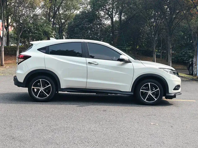 Honda Vezel — Фото автомобиля 14